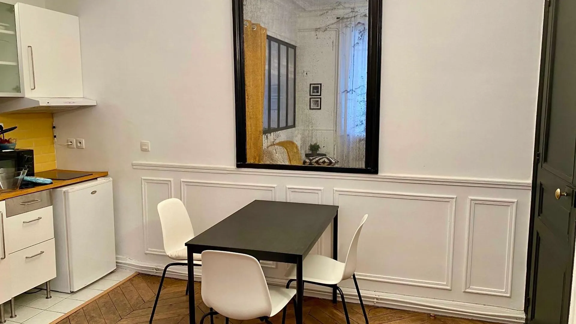 Charmant Appartement Paris 8.