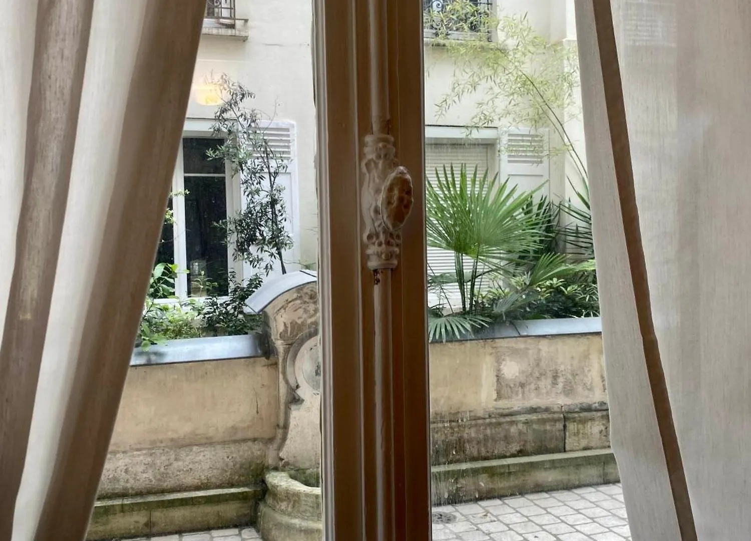Charmant Appartement Paris 8.